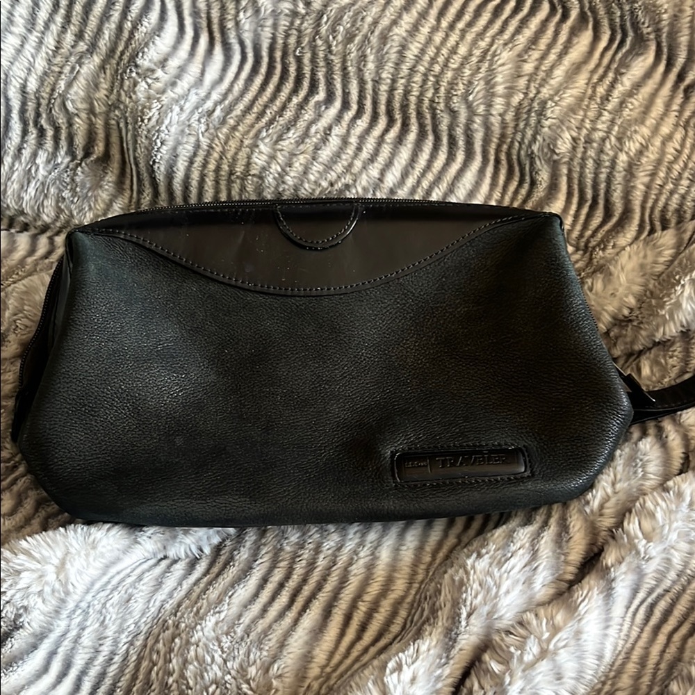 LL Bean Black Leather Men's toiletries Bag